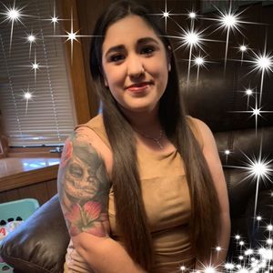 Meet your Posher, Raquel